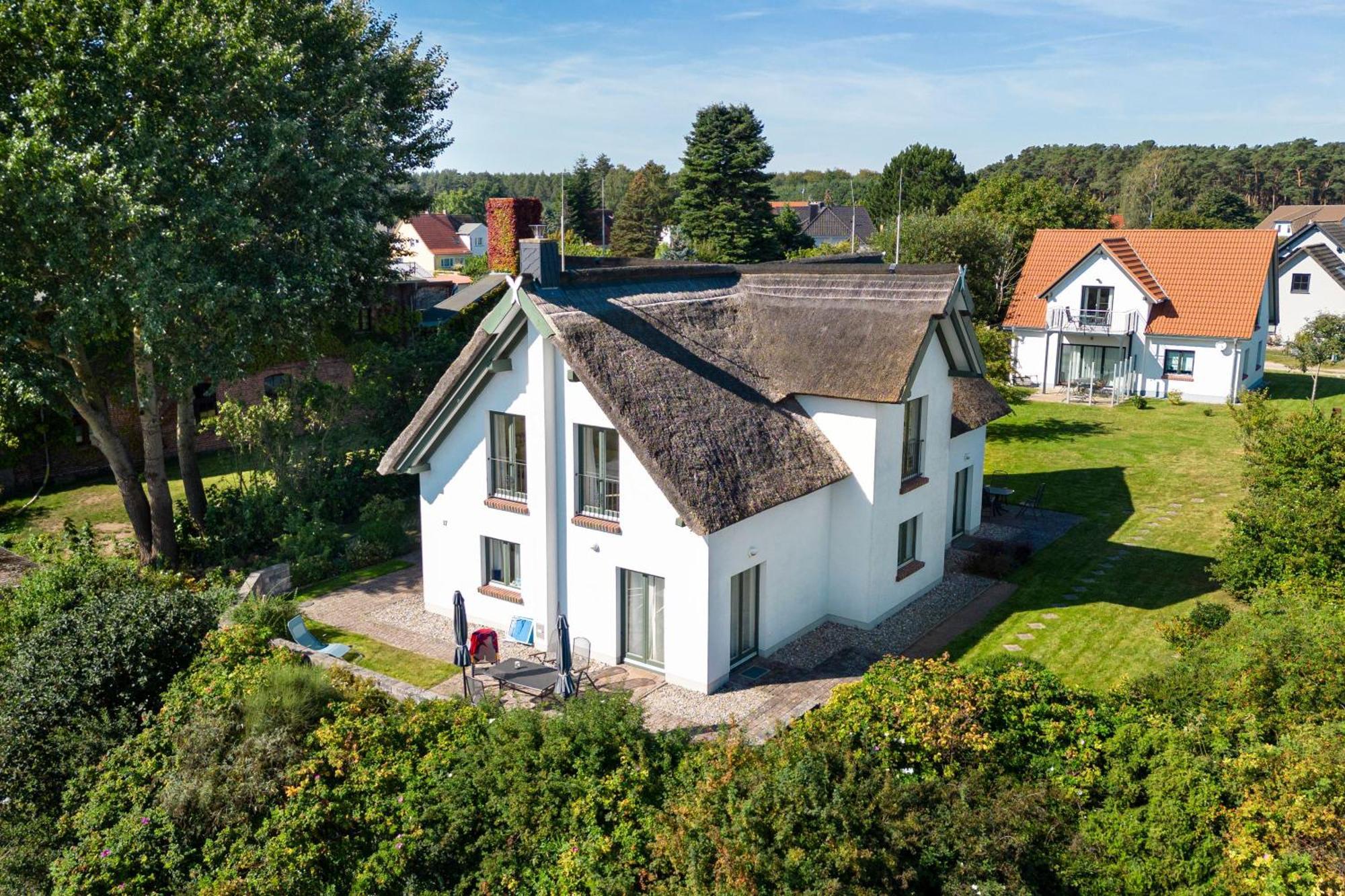 Reetdachhaus Im Fischerdorf Freest Екстер'єр фото
